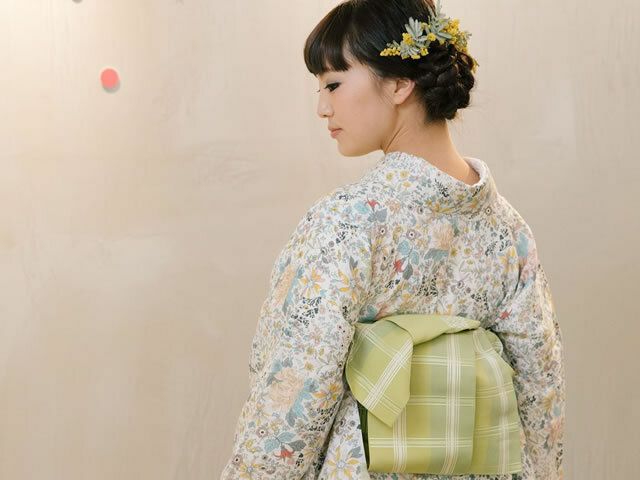 博多織リバーシブル半幅帯 大判格子 - 若草（正絹100%） | 着物や浴衣