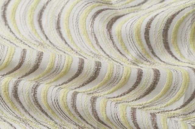 北欧刺繍お半衿＞muistoムイスト-追憶（2色） | 着物や浴衣なら和