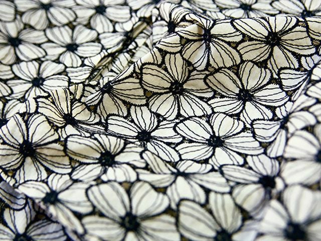 レース刺繍着物＞ハナミズキ－アイボリー | 着物や浴衣なら和モダン