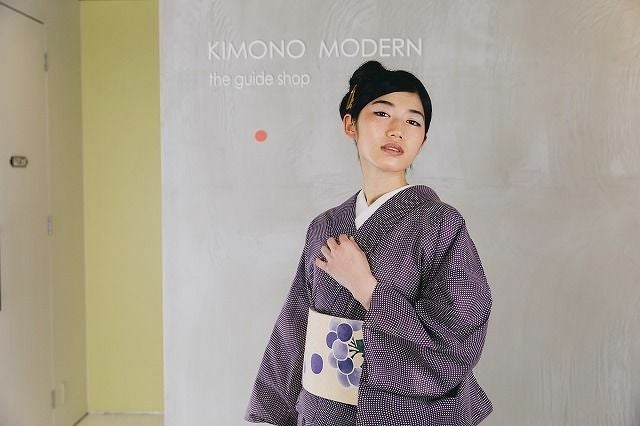 夏キモノ浴衣＞小紋風夏キモノな着こなしにー捺染ゆかた-シカクdrops