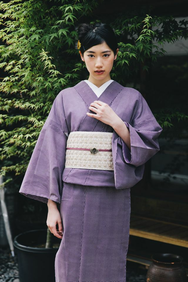 夏キモノ浴衣＞小紋風夏キモノな着こなしにー捺染ゆかた-シカクdrops