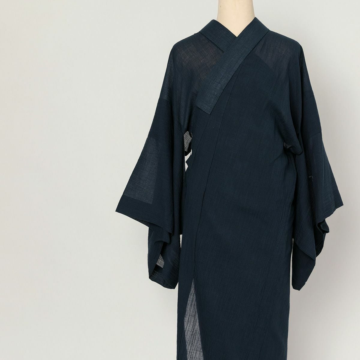 夏の綿麻長襦袢・別送品＞さらり涼しく、肌触り柔らか、 爽sou（紺瑠璃