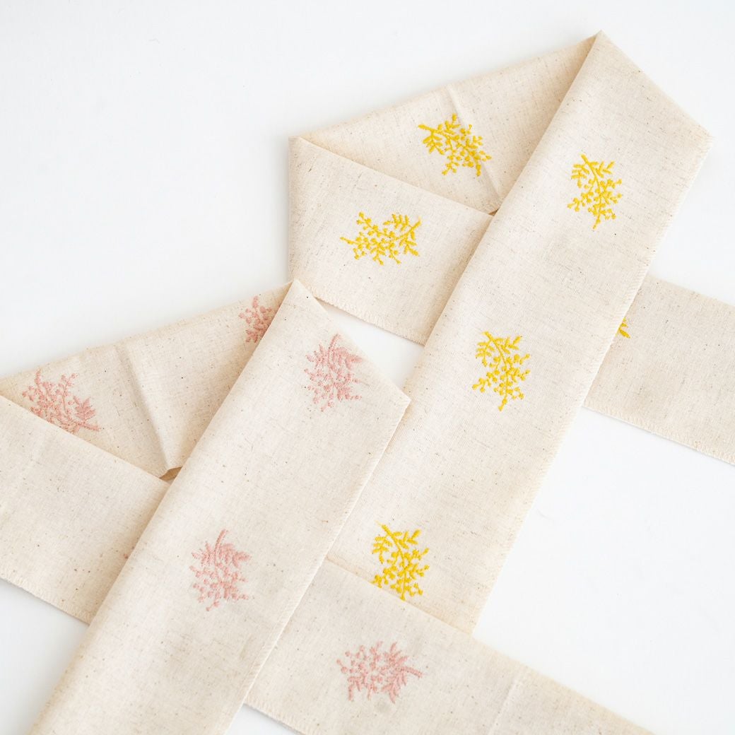 木綿刺繍のお半衿＞sugary mimoza（2色） | 着物や浴衣なら和モダン