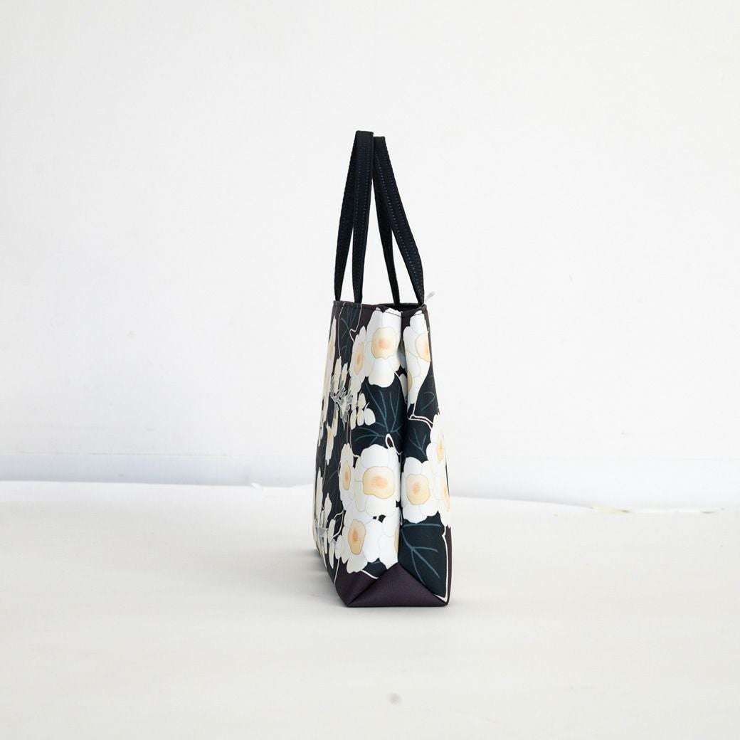 A4トートbag＞こんなの欲しかった！軽くてたっぷり入る、万能キモノBAG