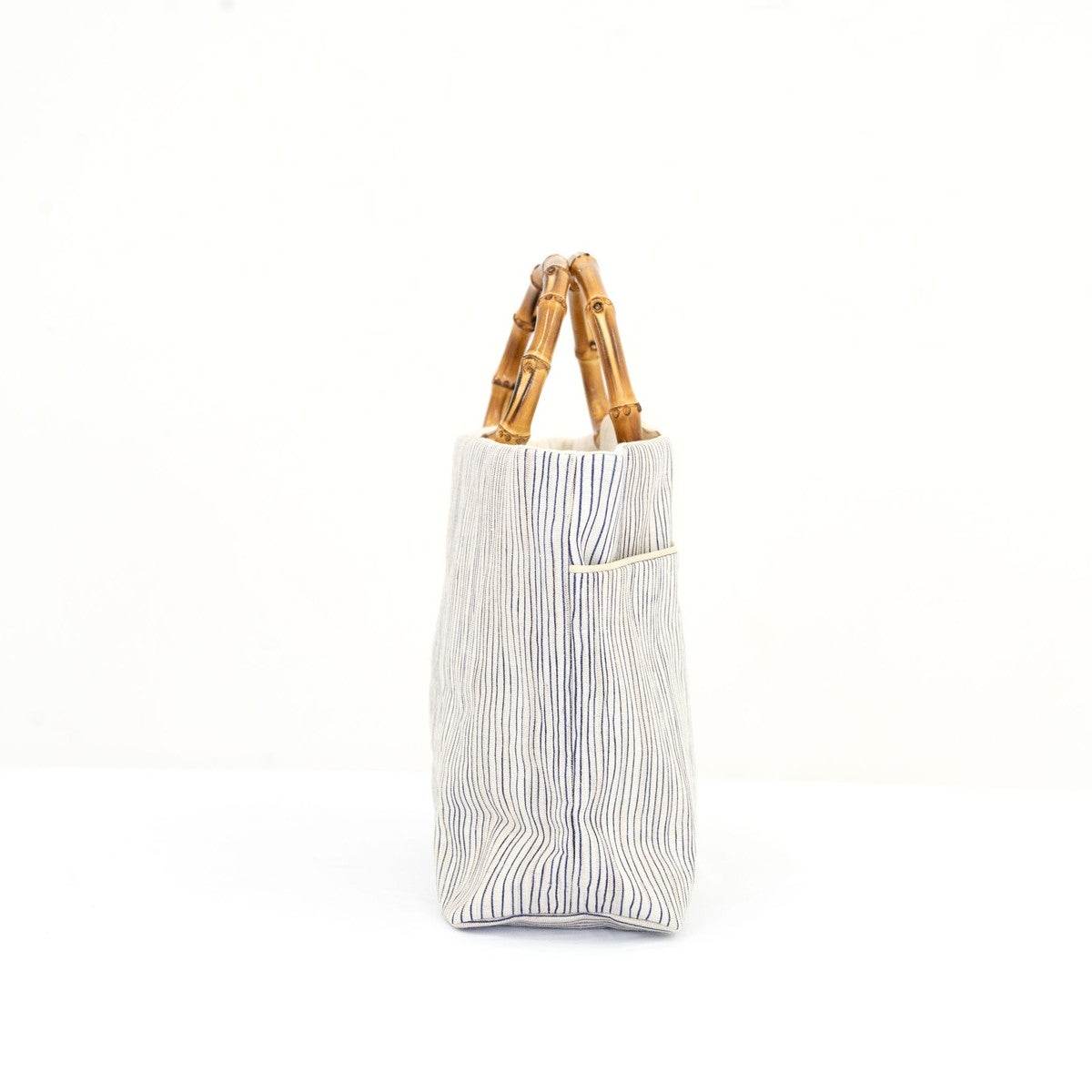 麻×竹ハンドルのトートbag＞縞の竹手バッグ（麻100%・紺ストライプ